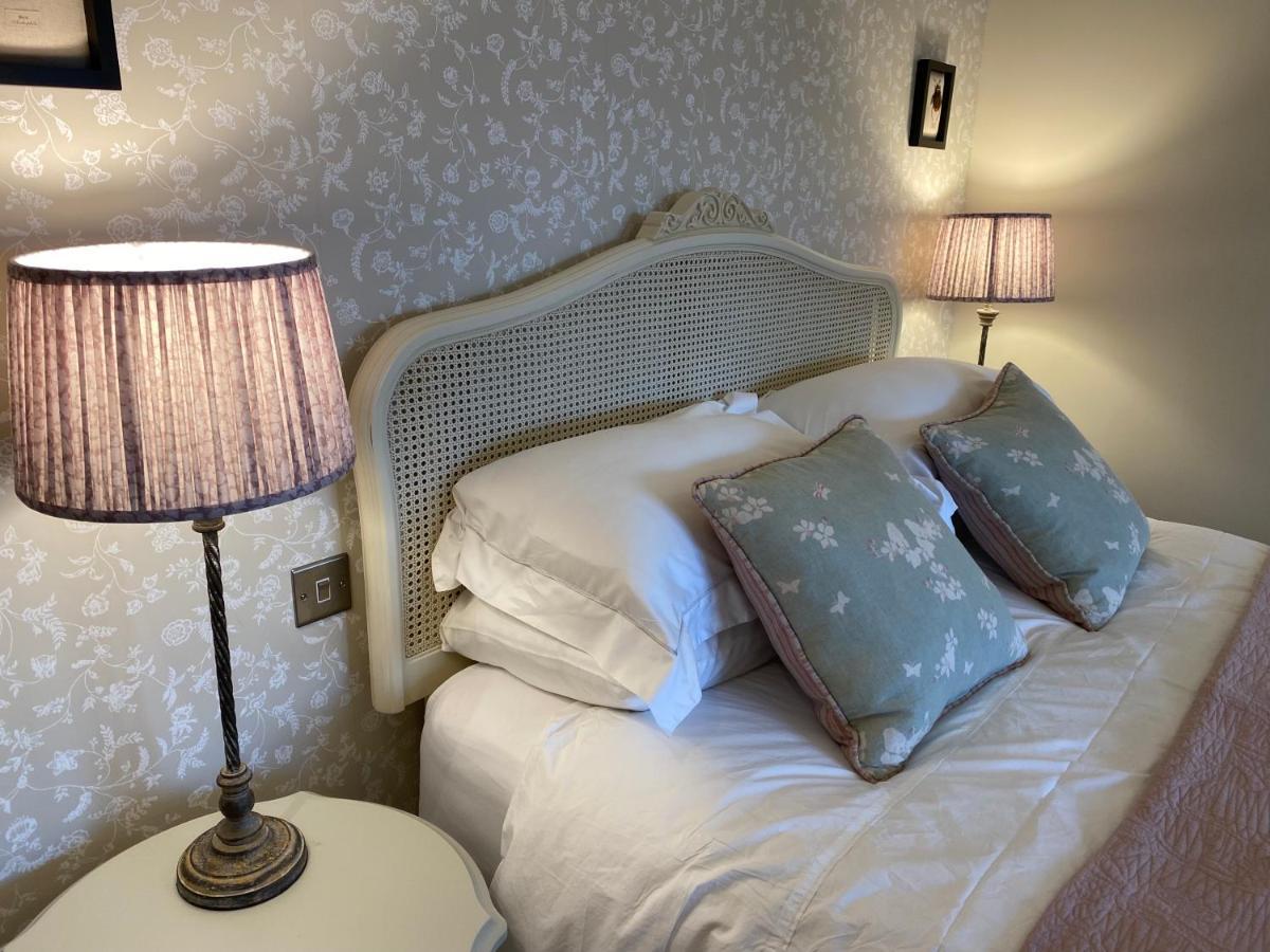 Cwmbach Lodge Luxury B&B Glasbury Exterior foto